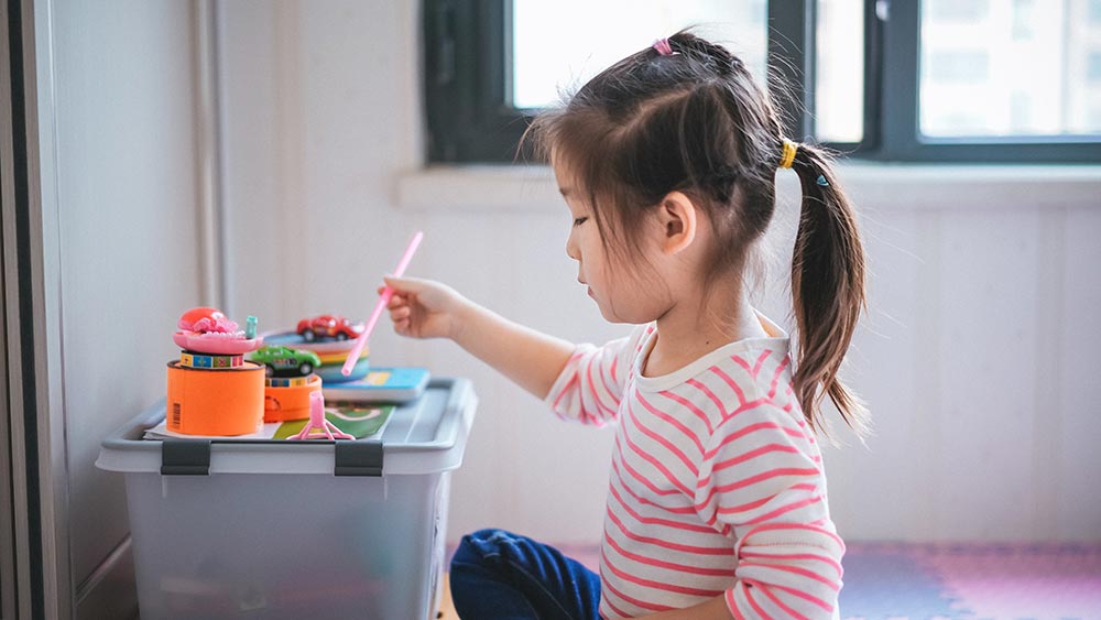 Enseñar a un niño a ser ordenado